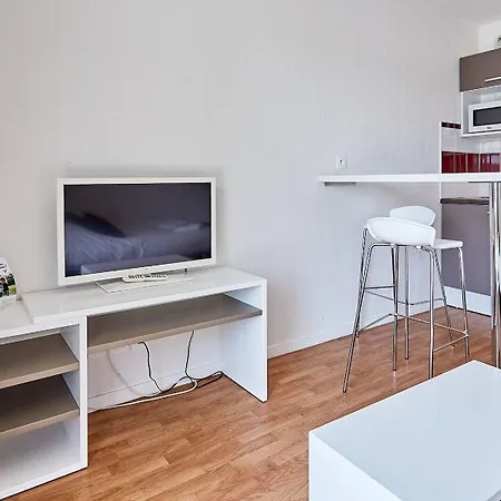 Kompleks wypoczynkowy Vacanceole - Le Domaine De La Corniche - Deauville Sud 3*