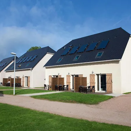 Kompleks wypoczynkowy Vacanceole - Le Domaine De La Corniche - Deauville Sud 3*