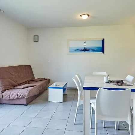 Kompleks wypoczynkowy Vacanceole - Le Domaine De La Corniche - Deauville Sud 3*