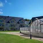 Vacanceole - Le Domaine De La Corniche 3*