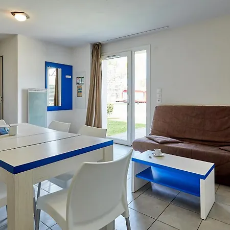 Vacanceole - Le Domaine De La Corniche Tatil parkı