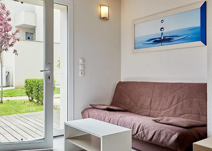 홀리데이파크 Vacanceole - Le Domaine De La Corniche 3*