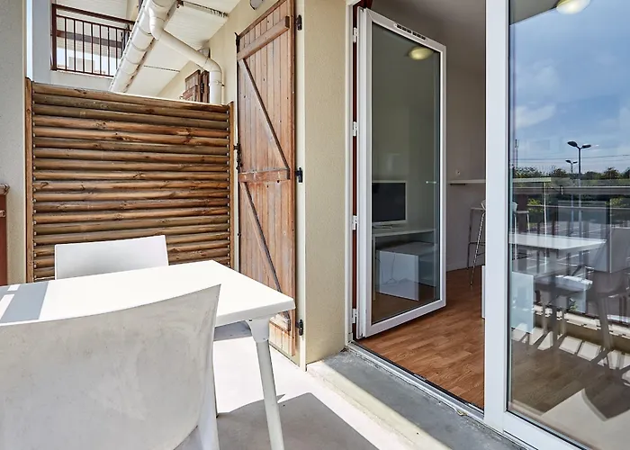 Vacanceole - Le Domaine De La Corniche 홀리데이파크 3*