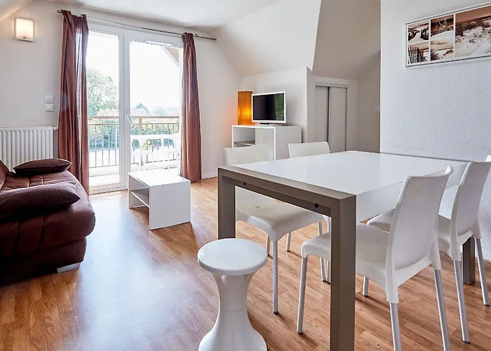 Vacanceole - Le Domaine De La Corniche 3*