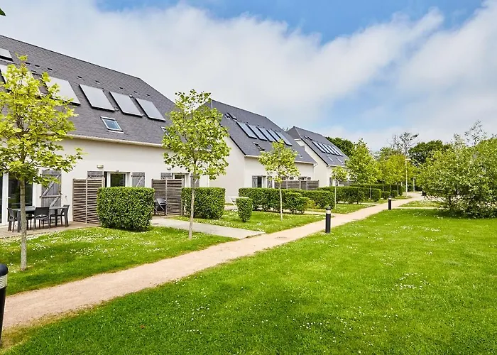 홀리데이파크 Vacanceole - Le Domaine De La Corniche 3*