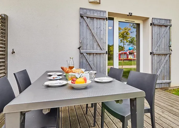 홀리데이파크 Vacanceole - Le Domaine De La Corniche 3*